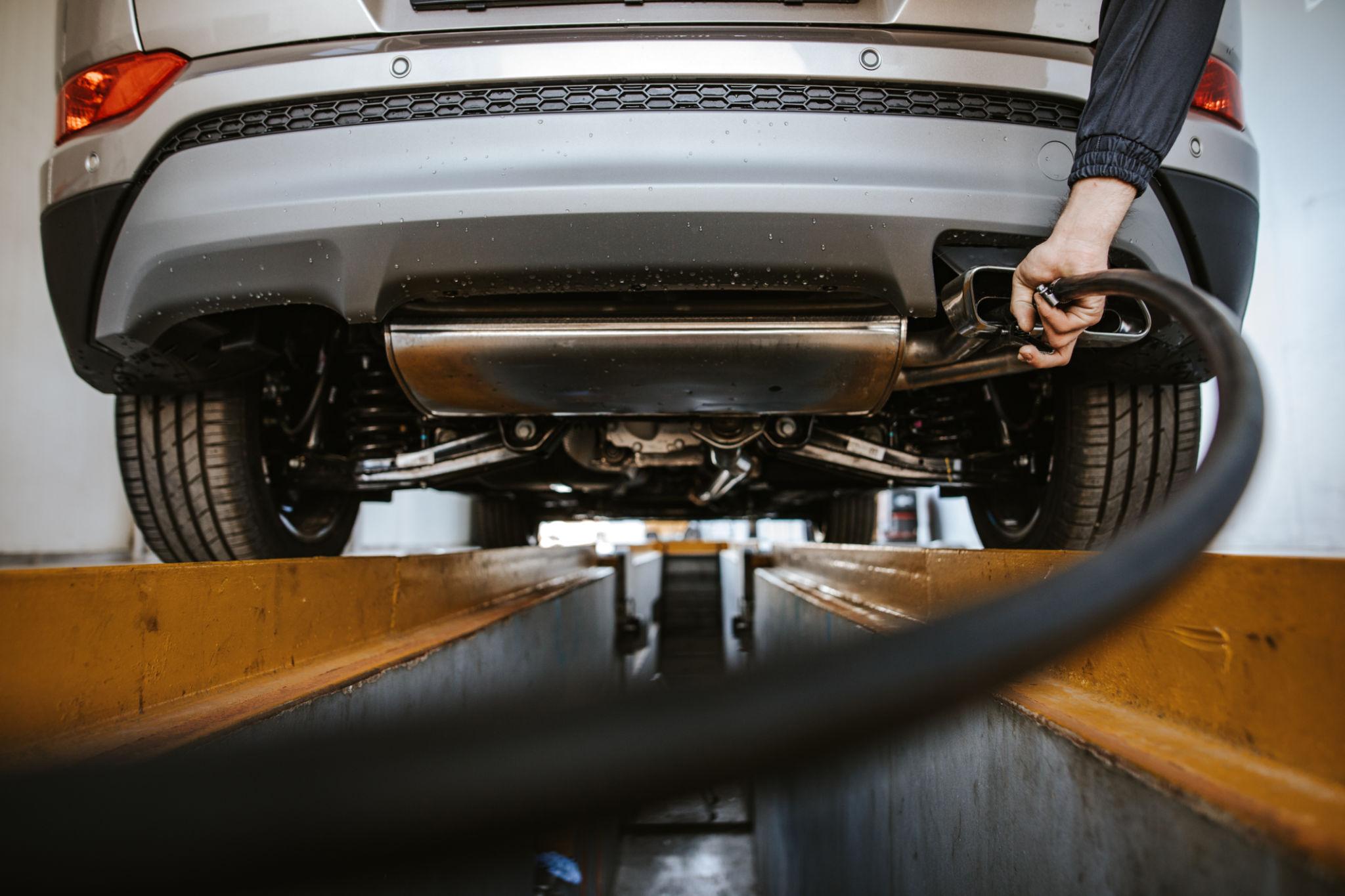 Exhaust damage warning signs